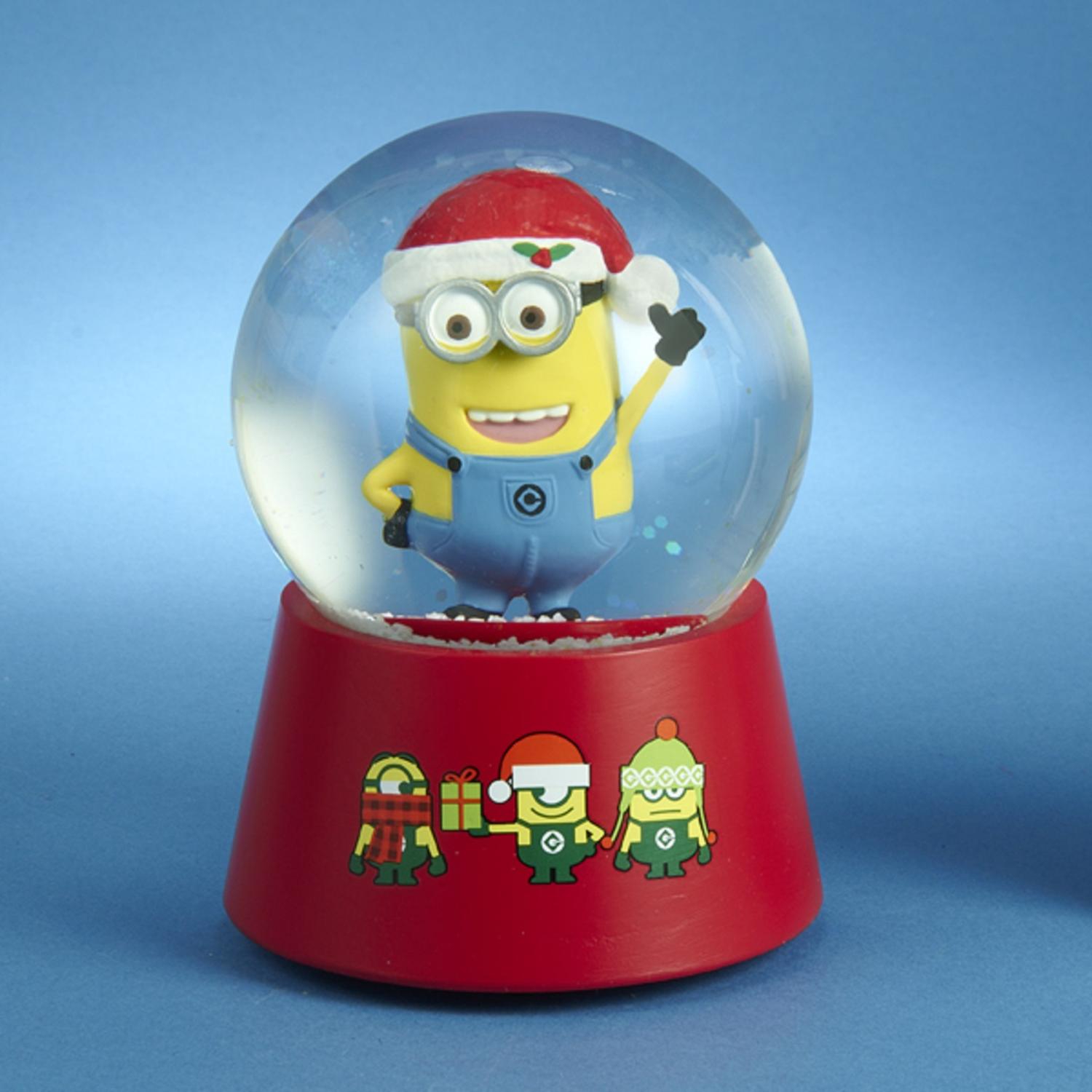 despicable me minion musical waterglobe table top despicable me minion musical waterglobe table top